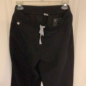 FIGS Scrub Pants Small Black
